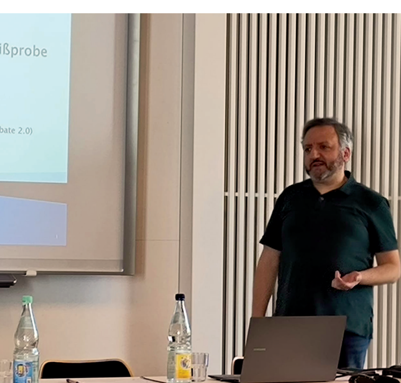 Read more about the article „Die Lehrer sollen nicht wissen, dass ich Palästinenser bin“ – Muslimische Jugendliche nach dem 7. Oktober in der Zerreißprobe